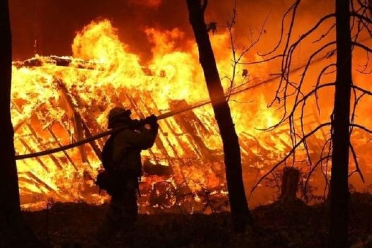 4 день борьбы с огнем: На Луганщине продолжается тушение 7 основных очагов (оперативная информация) 4 день борьбы с огнем: На Луганщине продолжается тушение 7 основных очагов (оперативная информация)