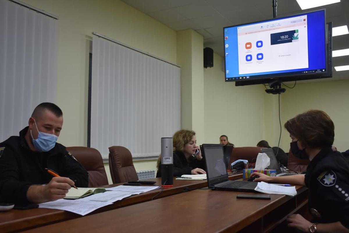 На Луганщині фіксують повідомлення про порушення виборчого законодавства На Луганщині фіксують повідомлення про порушення виборчого законодавства