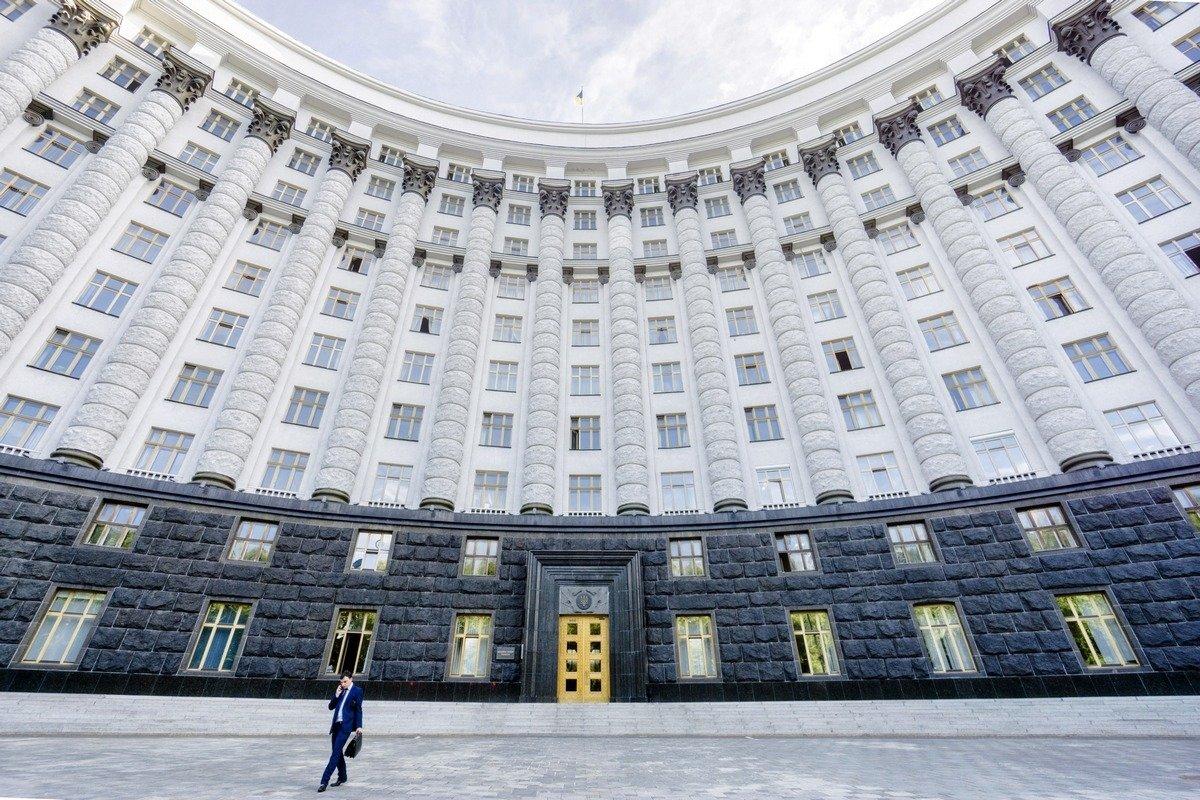 Кадровые изменения: Кабмин согласовал увольнение глав ОГА в трех областях Украины Кадровые изменения: Кабмин согласовал увольнение глав ОГА в трех областях Украины