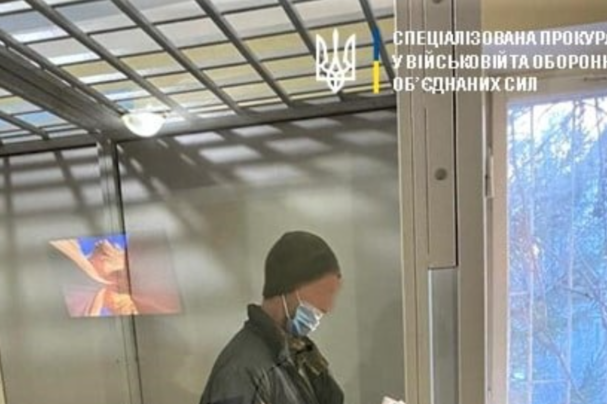 В Луганской области задержан военнослужащий, ранивший своего сослуживца В Луганской области задержан военнослужащий, ранивший своего сослуживца