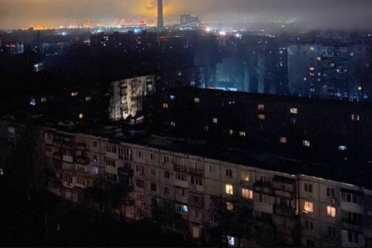 Розслідуванням причин аварії на Запорізькій ТЕС займеться спецкомісія Розслідуванням причин аварії на Запорізькій ТЕС займеться спецкомісія