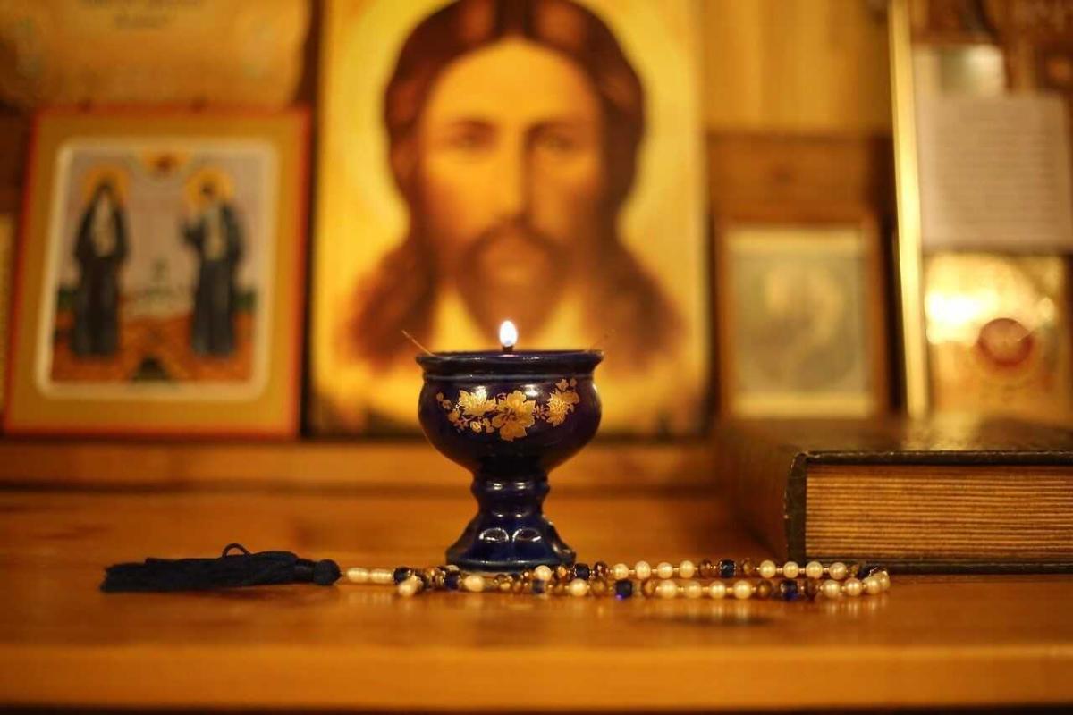 Вселенська м'ясопусна батьківська субота: традиції та суворі заборони свята Вселенська м'ясопусна батьківська субота: традиції та суворі заборони свята