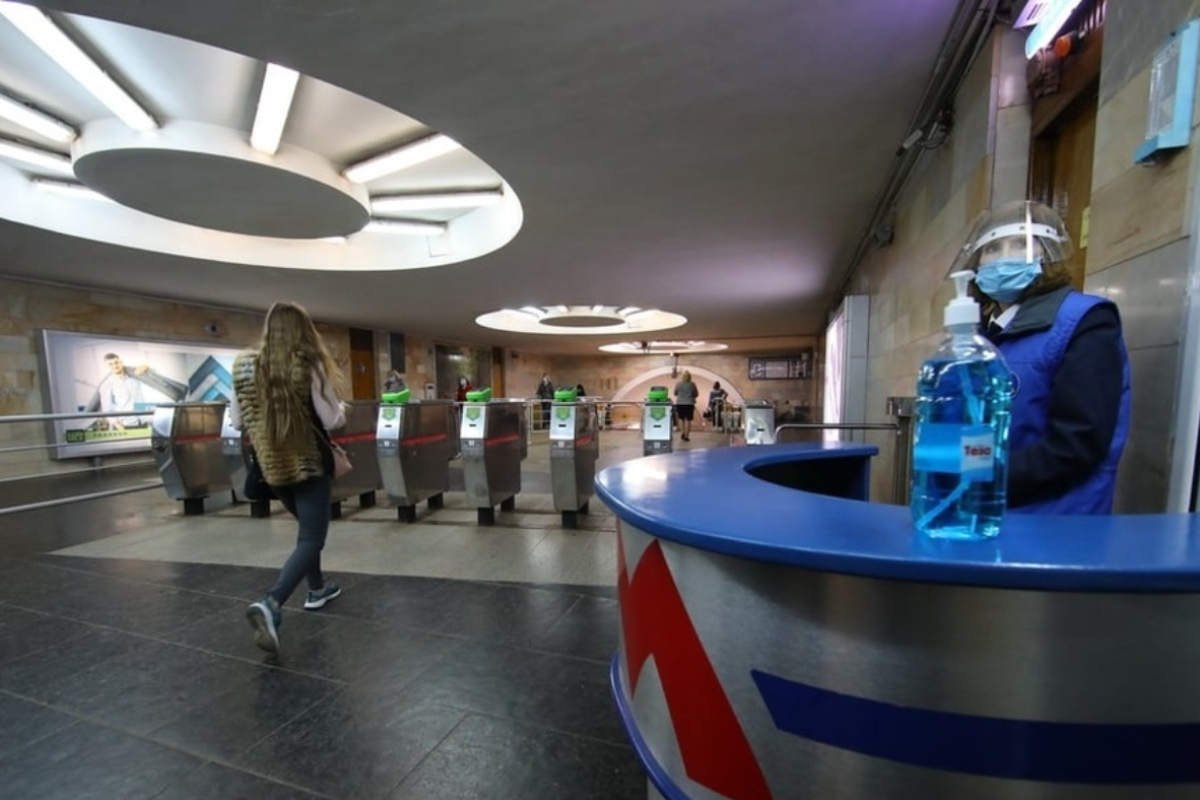 У Харківській області з 18 березня посилили карантин: список заборон У Харківській області з 18 березня посилили карантин: список заборон