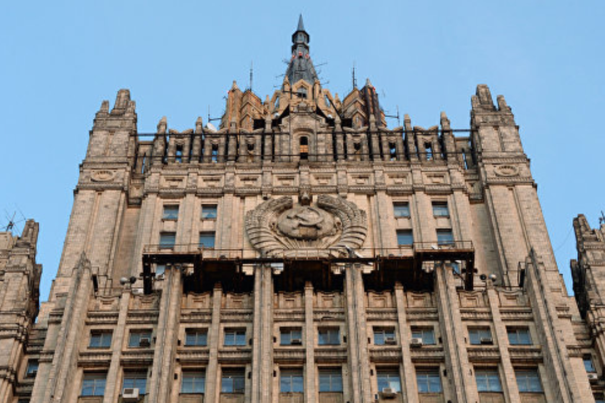 У МЗС РФ назвали фейком розмови про майбутню війну з Україною У МЗС РФ назвали фейком розмови про майбутню війну з Україною