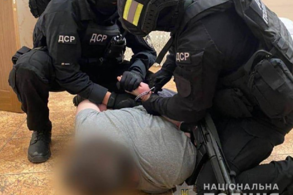В Украине задержаны самые влиятельные в стране "воры в законе" В Украине задержаны самые влиятельные в стране "воры в законе"