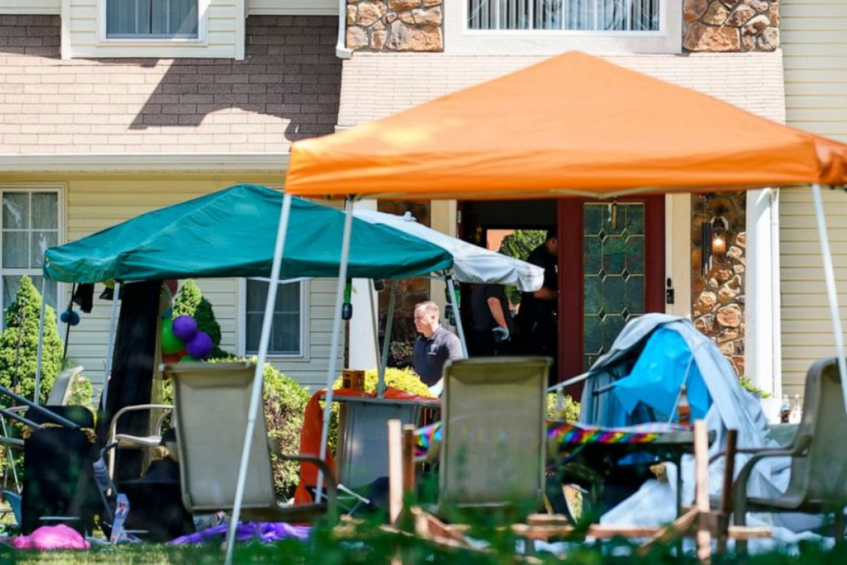 У США вечірка в стилі 90-х закінчилася стріляниною: є вбиті та поранені У США вечірка в стилі 90-х закінчилася стріляниною: є вбиті та поранені