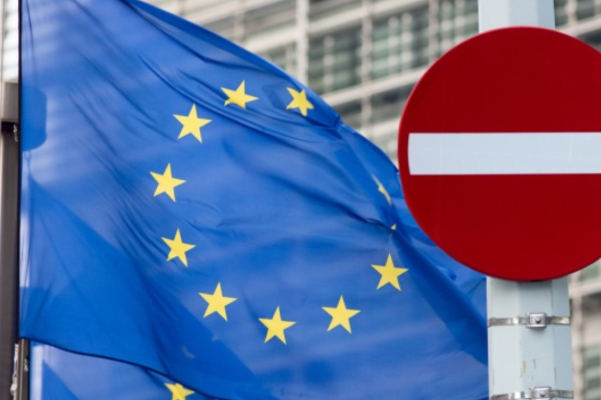 У ЄС закликали посилити санкції проти Росії У ЄС закликали посилити санкції проти Росії