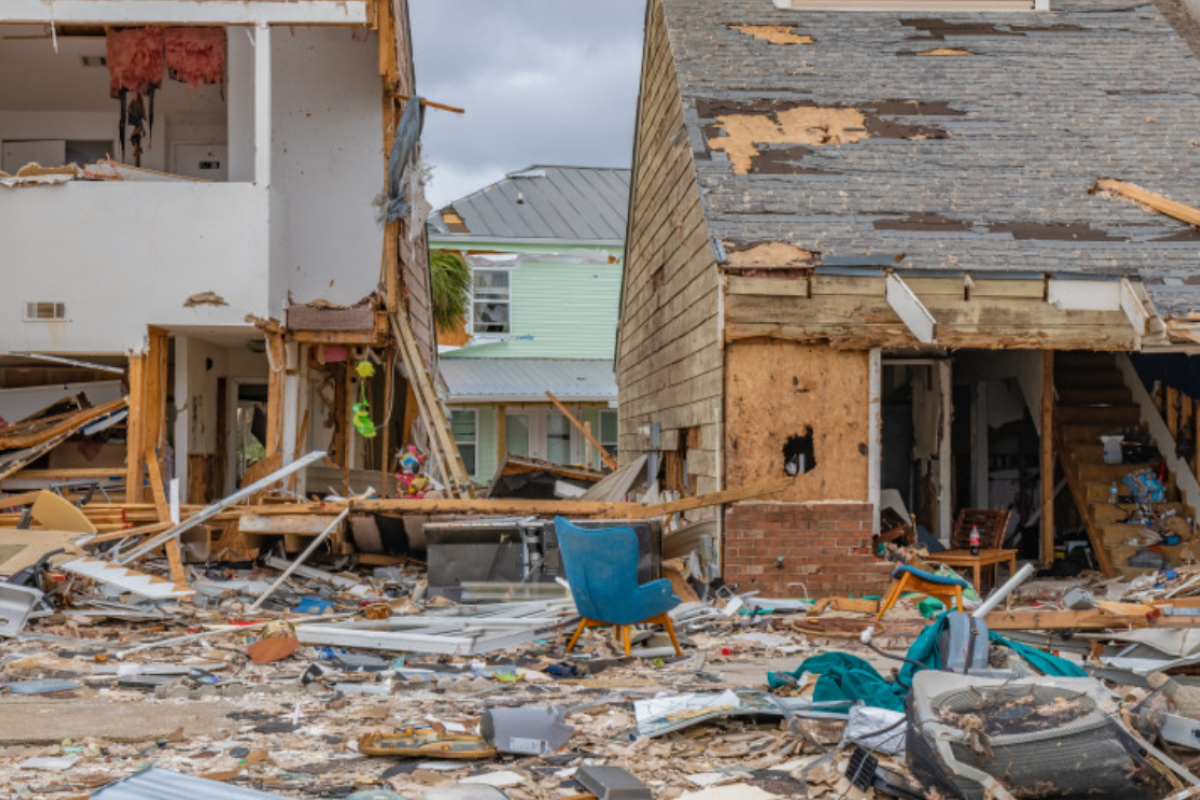 На Чехію обрушився потужний торнадо: зруйновано міста та села, є жертви та постраждалі