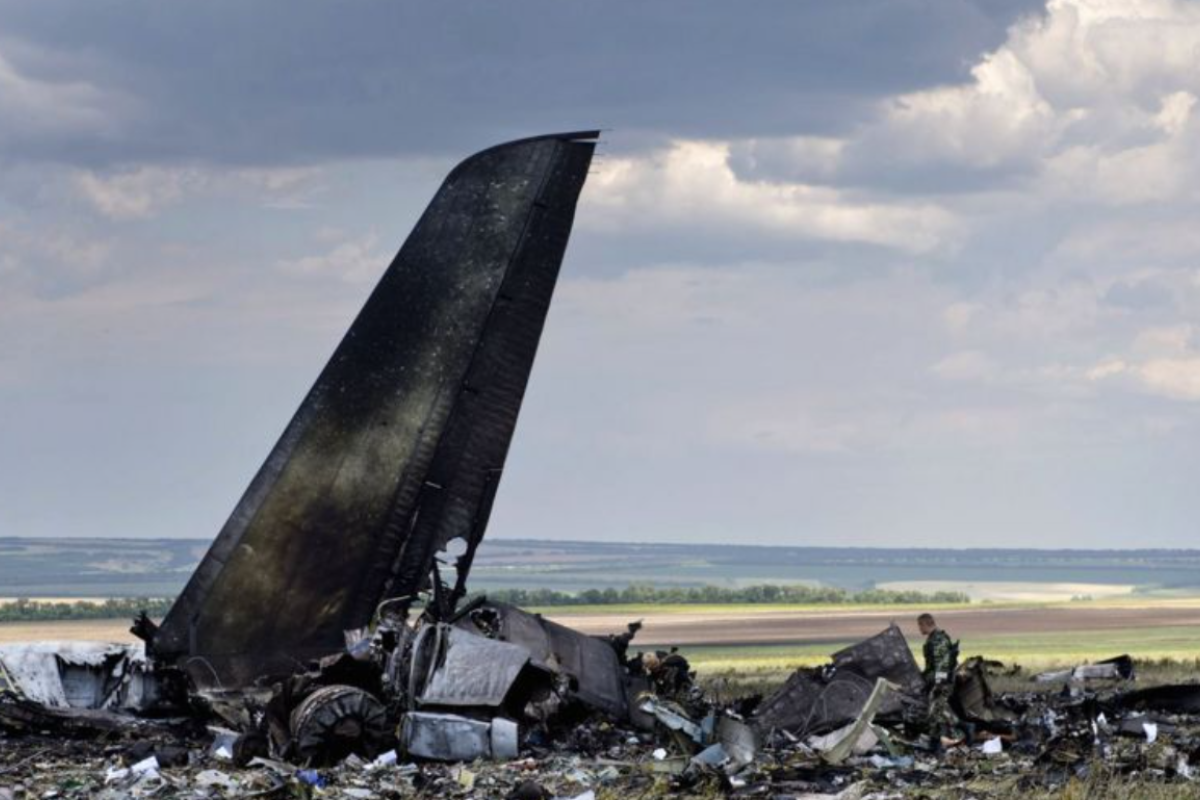 14 червня 2014 року над Луганськом бойовики збили літак Іл-76 ВПС ЗСУ 14 червня 2014 року над Луганськом бойовики збили літак Іл-76 ВПС ЗСУ