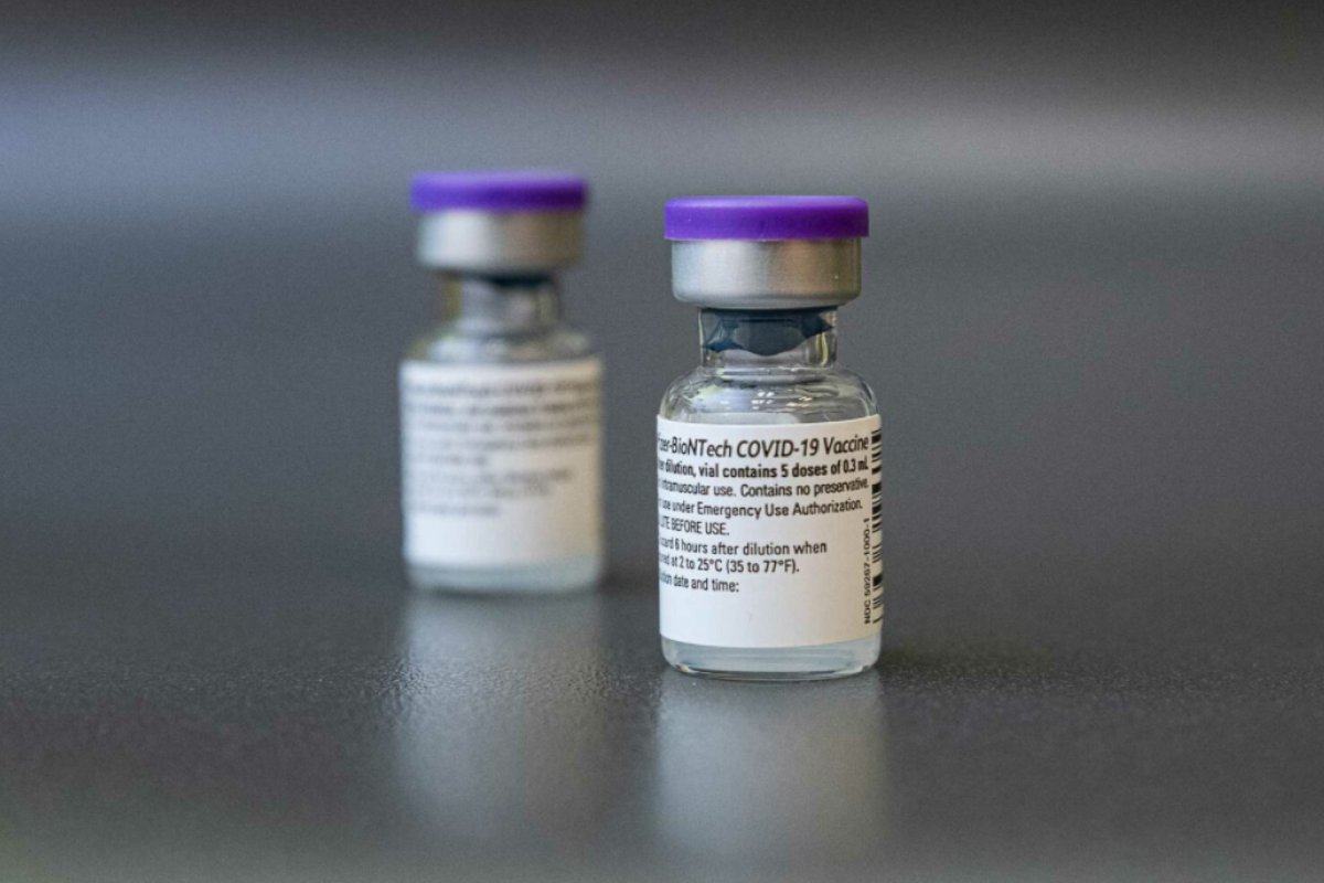 У Вінницькій області через 4 години після щеплення проти COVID-19 помер 47-річний чоловік У Вінницькій області через 4 години після щеплення проти COVID-19 помер 47-річний чоловік