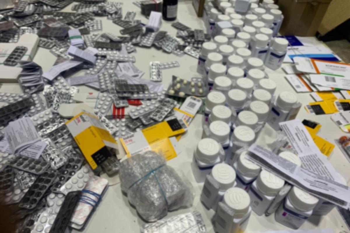 Из России в украинские аптеки поступали фальшивые лекарства на миллионы гривен Из России в украинские аптеки поступали фальшивые лекарства на миллионы гривен