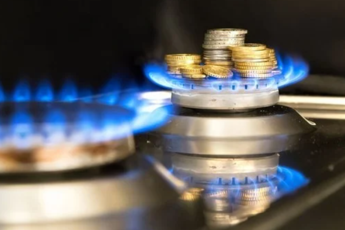 "Нафтогаз" як постачальник останньої надії підвищив ціну на газ на серпень "Нафтогаз" як постачальник останньої надії підвищив ціну на газ на серпень