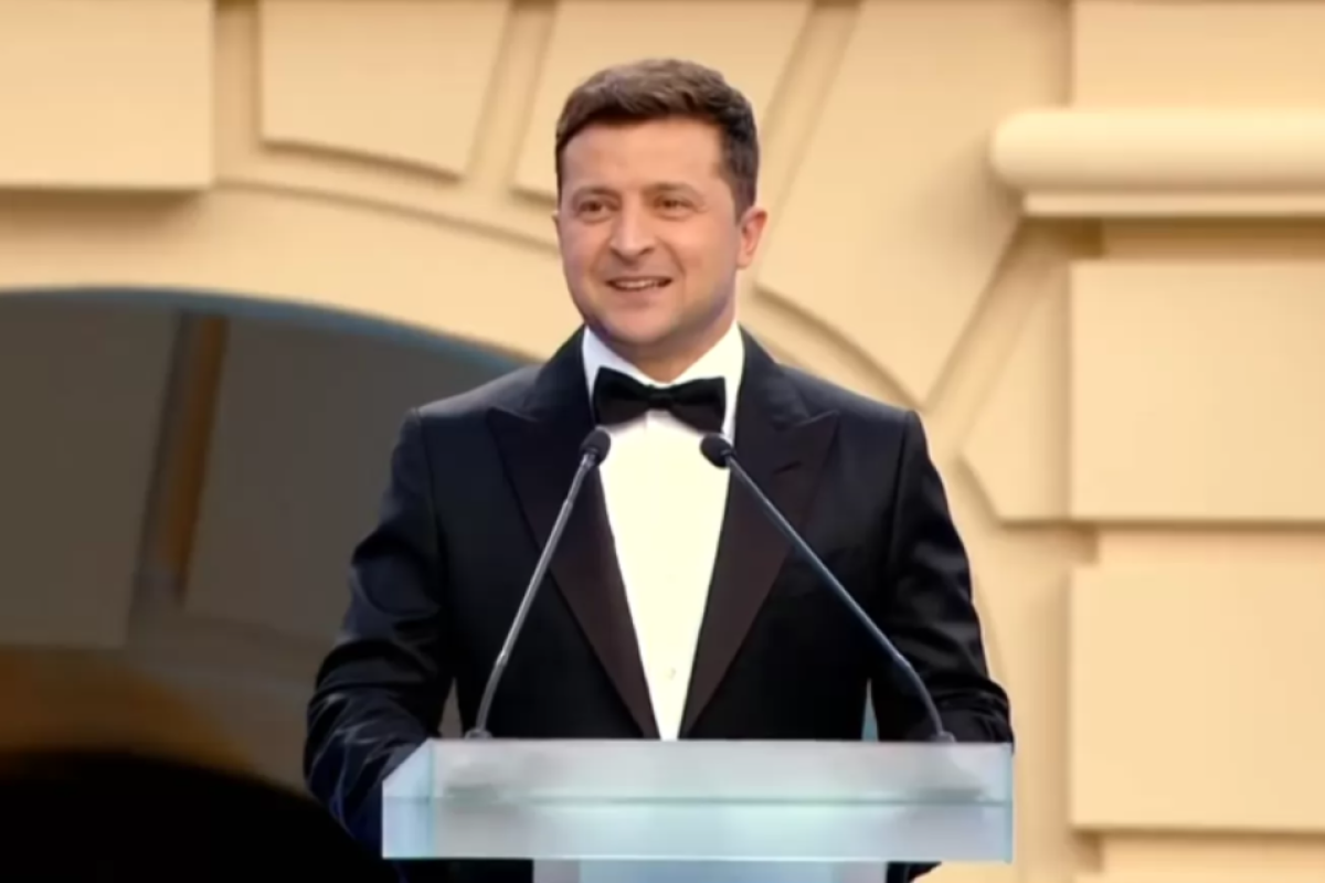 Зеленський назвав імена перших "національних легенд" України та вручив нагороди