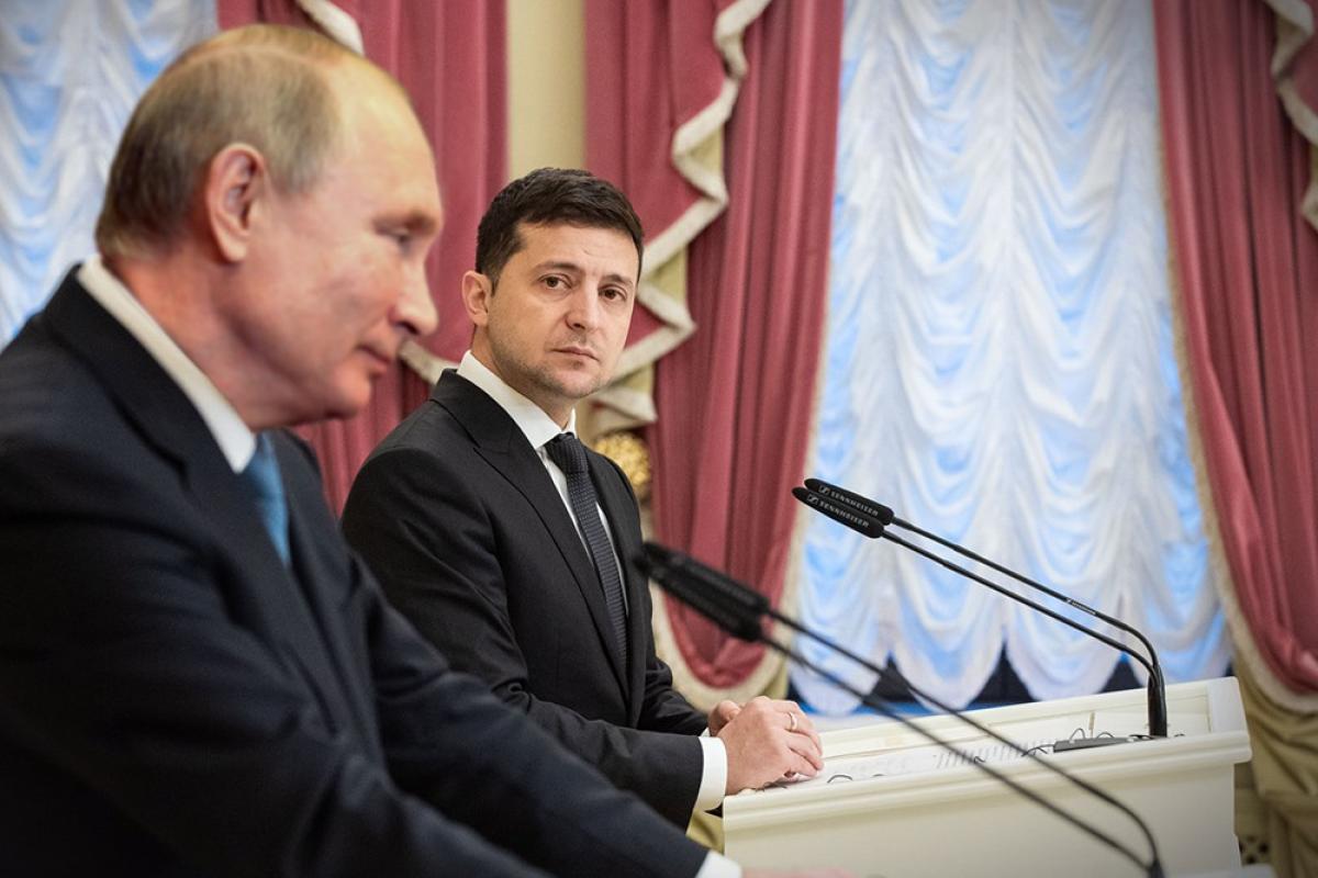 В Кремле заявили о готовности Путина к встрече с Зеленским, но озвучили условие