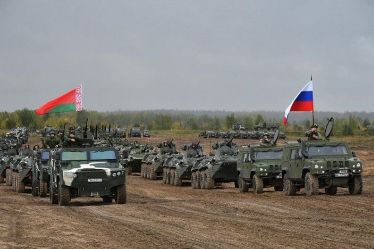 Украина усилила охрану границы с Беларусью из-за военных учений "Запад-2021" Украина усилила охрану границы с Беларусью из-за военных учений "Запад-2021"