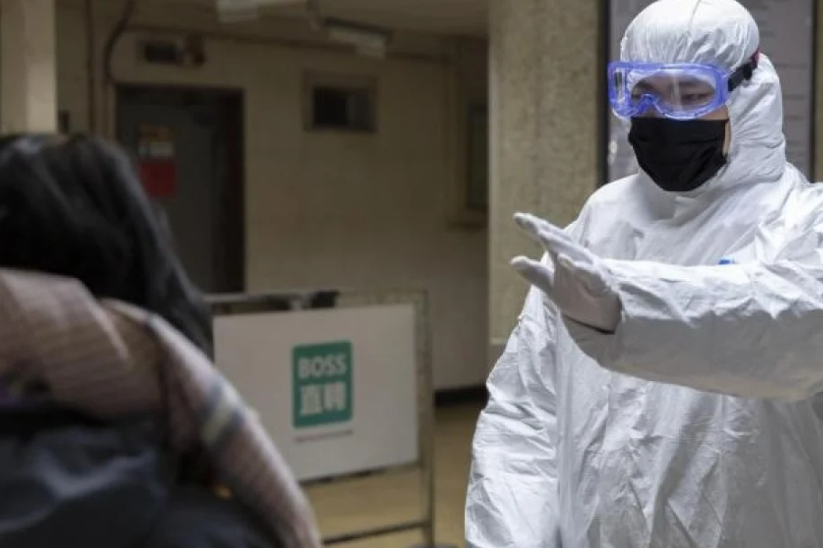 У Румунії посилять карантин та введуть комендантську годину для невакцинованих від COVID-19 У Румунії посилять карантин та введуть комендантську годину для невакцинованих від COVID-19