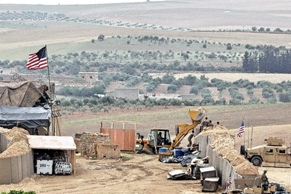 В Сирии атаковали военную базу США В Сирии атаковали военную базу США