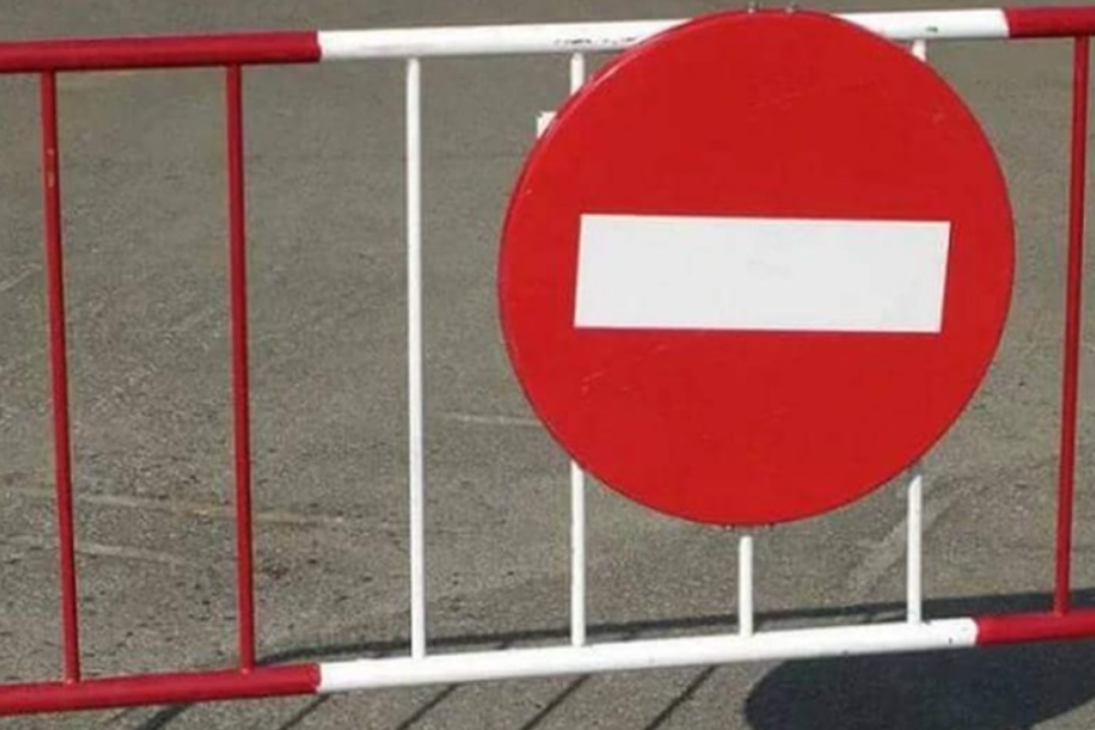 Водіям на замітку: У Сєвєродонецьку перекриють рух для проходження колон техніки та військових Водіям на замітку: У Сєвєродонецьку перекриють рух для проходження колон техніки та військових