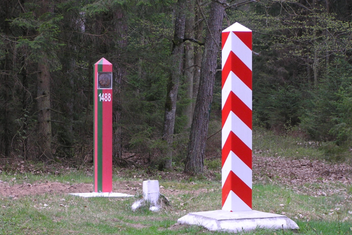 Польща продовжила режим надзвичайного стану на кордоні з Білоруссю Польща продовжила режим надзвичайного стану на кордоні з Білоруссю