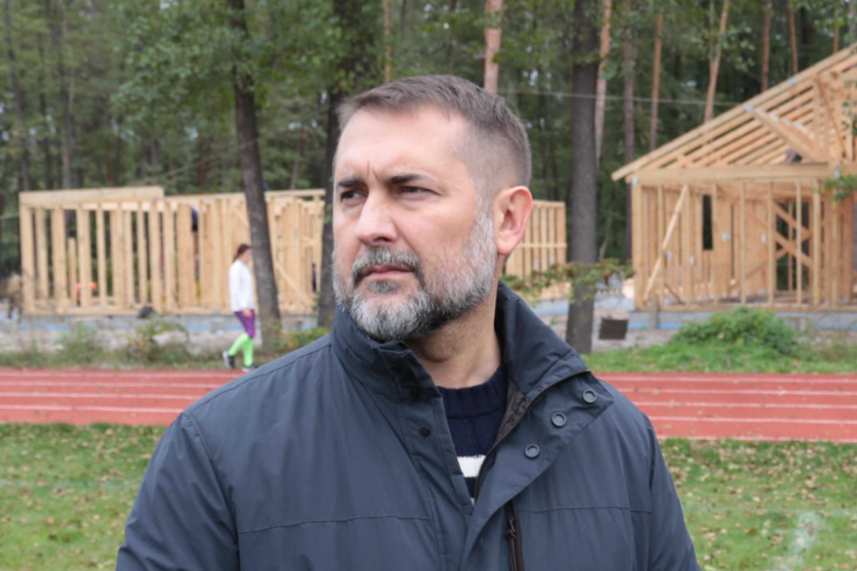 Гайдай дав прямі відповіді на злободенні запитання жителів Луганщини: відео