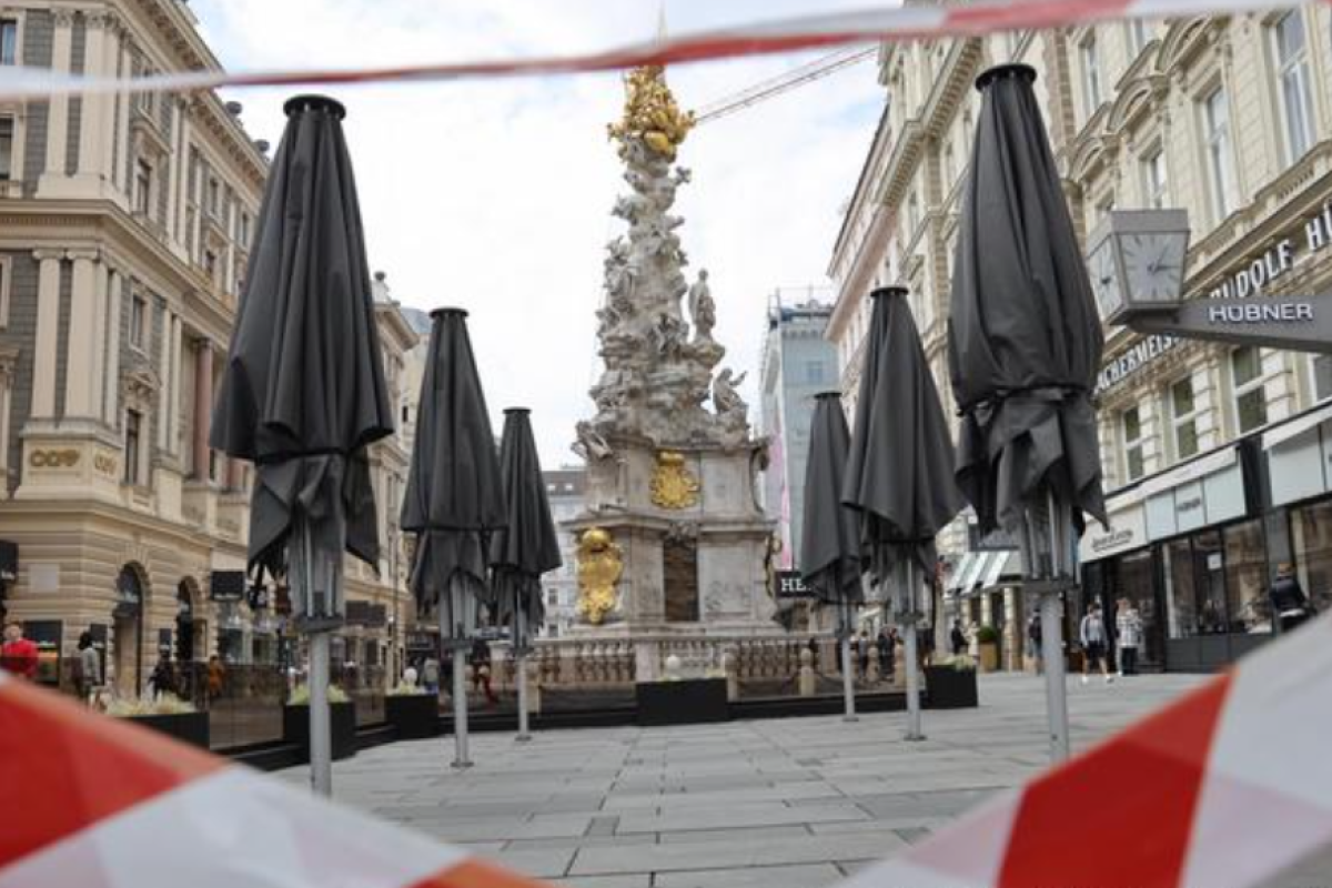 В Австрії вводять локдаун та обов'язкову вакцинацію від коронавірусу В Австрії вводять локдаун та обов'язкову вакцинацію від коронавірусу