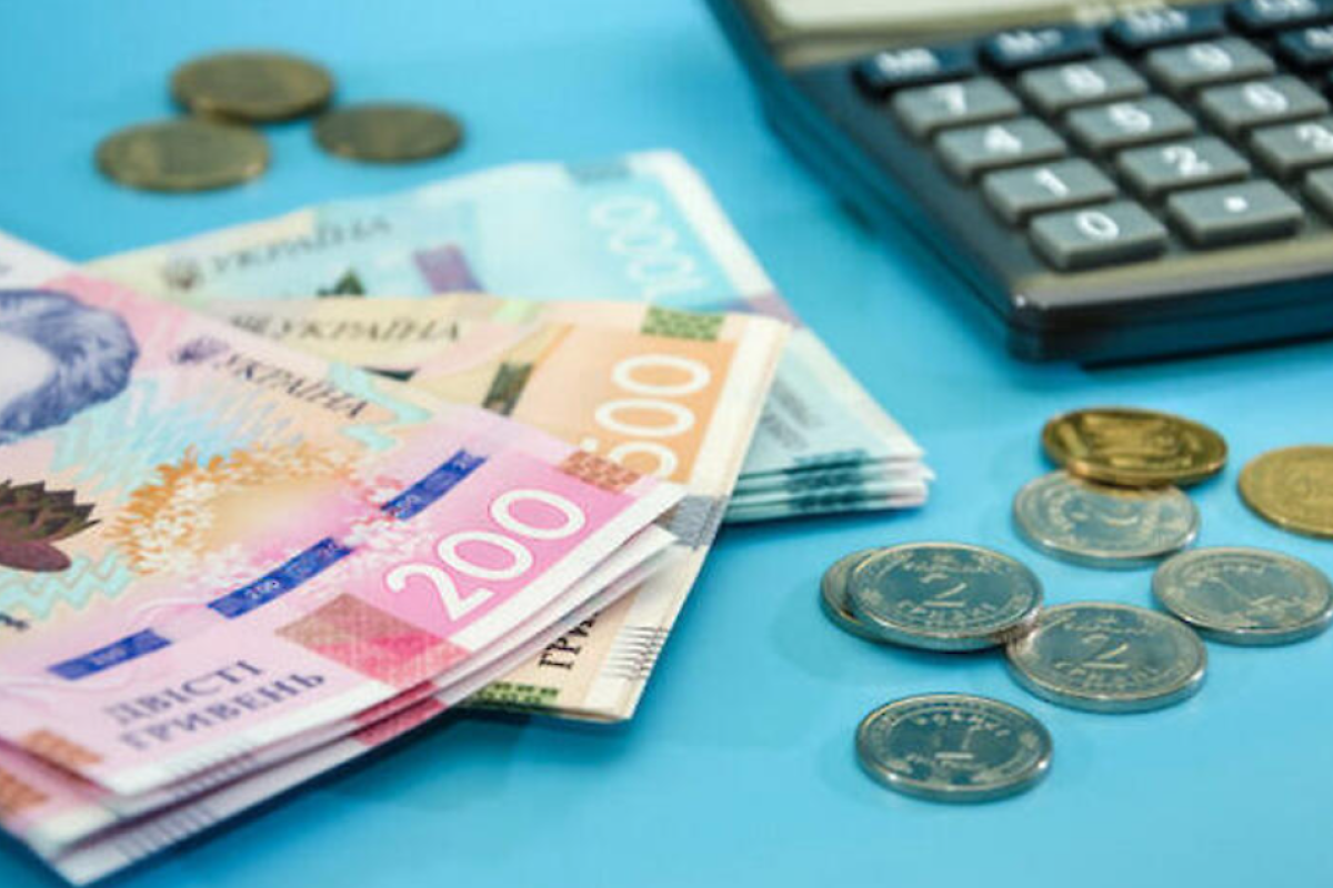 Підвищення пенсій, мінімалки та прожиткового мінімуму: кому збільшать виплати вже з 1 грудня Підвищення пенсій, мінімалки та прожиткового мінімуму: кому збільшать виплати вже з 1 грудня