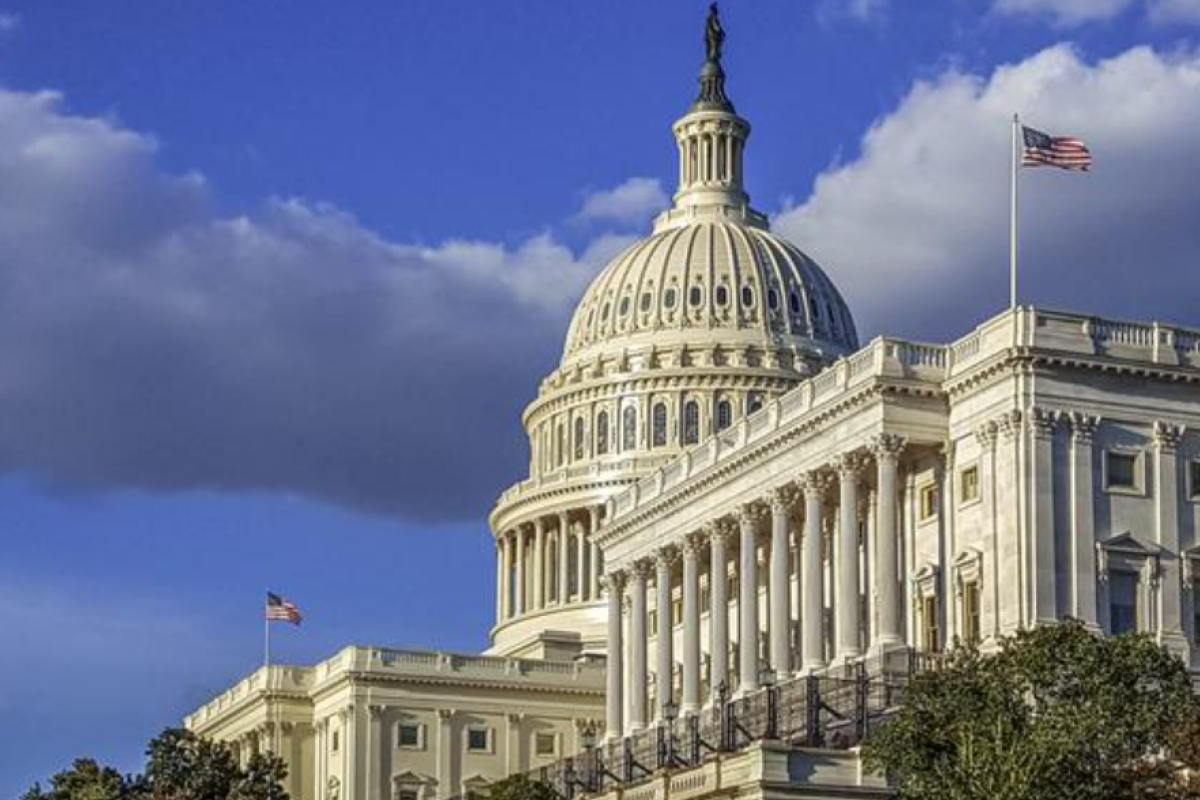 Сенатори США запропонували ввести санкції проти РФ у разі її вторгнення в Україну Сенатори США запропонували ввести санкції проти РФ у разі її вторгнення в Україну