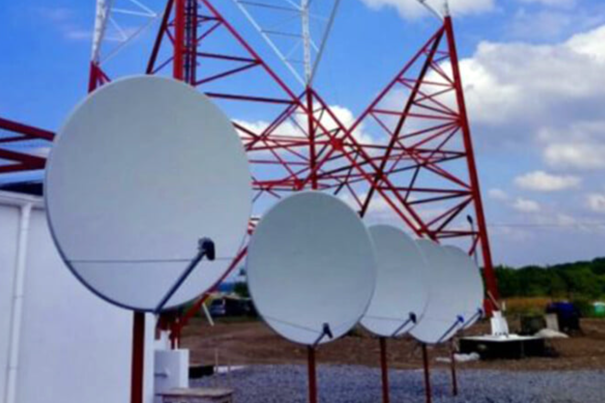 На Луганщині окупанти з артилерії обстріляли нову телевежу На Луганщині окупанти з артилерії обстріляли нову телевежу