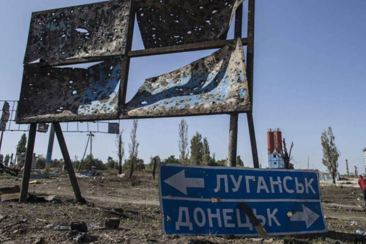 Зеленский вывел Резникова из состава украинской делегации в ТКГ: кто его заменил