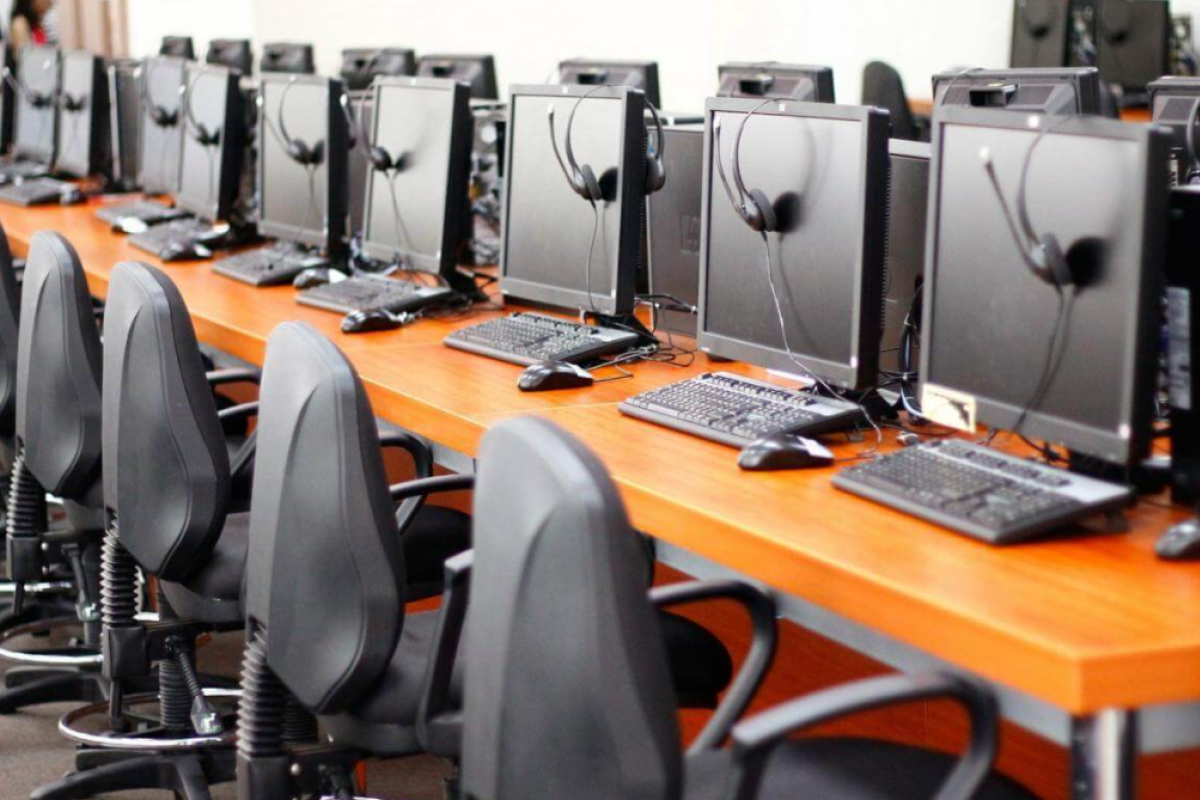 Минздрав запустил бесплатную "горячую линию" по е-больничным