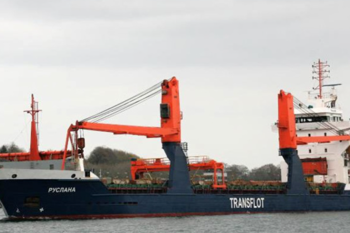 У Польщі затримано російський суховантаж "Руслана": прикордонники виявили п'яний екіпаж У Польщі затримано російський суховантаж "Руслана": прикордонники виявили п'яний екіпаж