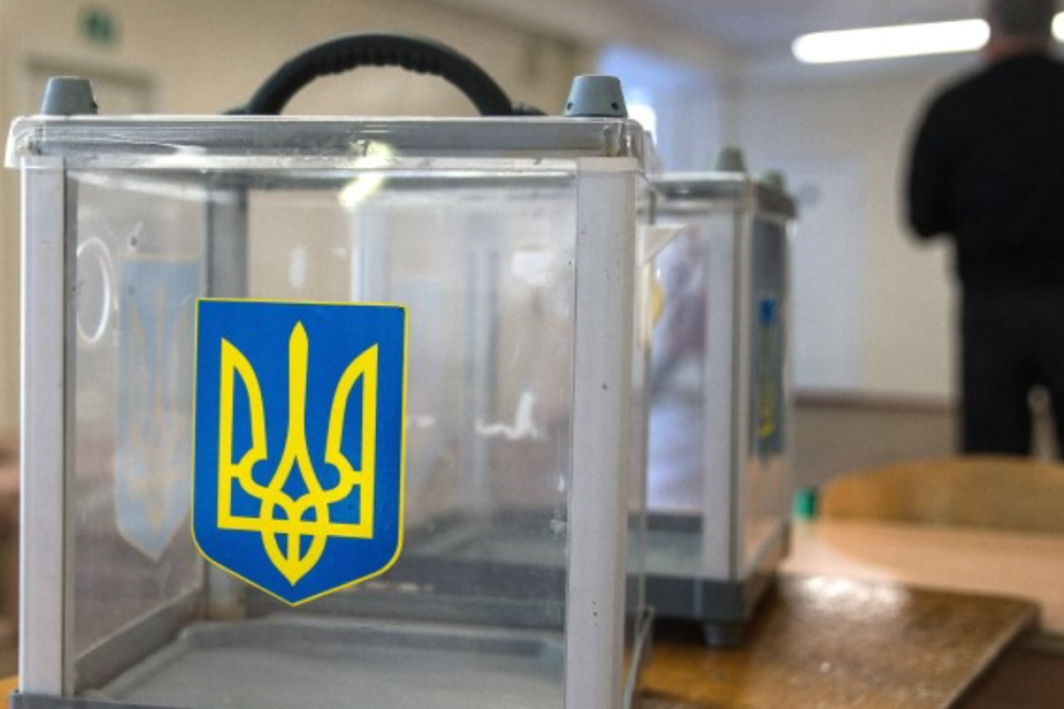 У прифронтових регіонах Донбасу можуть відбутися місцеві вибори: деталі від ЦВК У прифронтових регіонах Донбасу можуть відбутися місцеві вибори: деталі від ЦВК