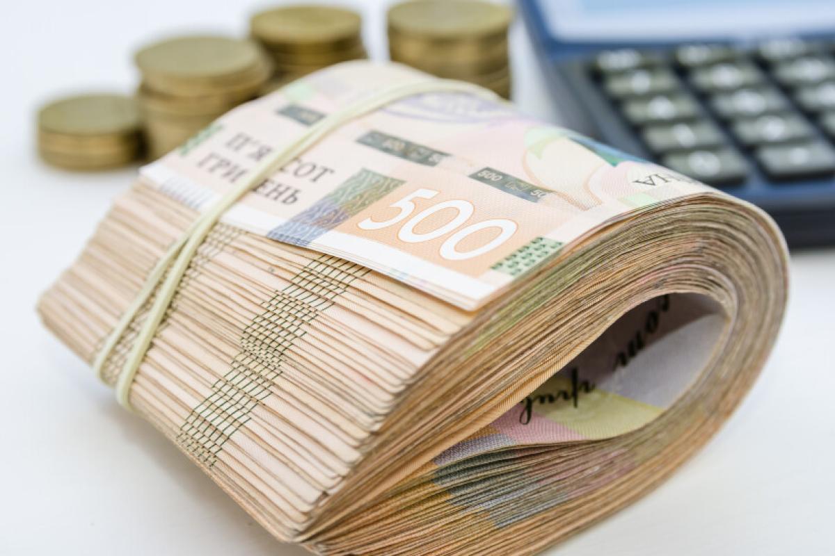 В Україні безробітні можуть отримати майже 100 тисяч грн: допомогу можна не повертати В Україні безробітні можуть отримати майже 100 тисяч грн: допомогу можна не повертати