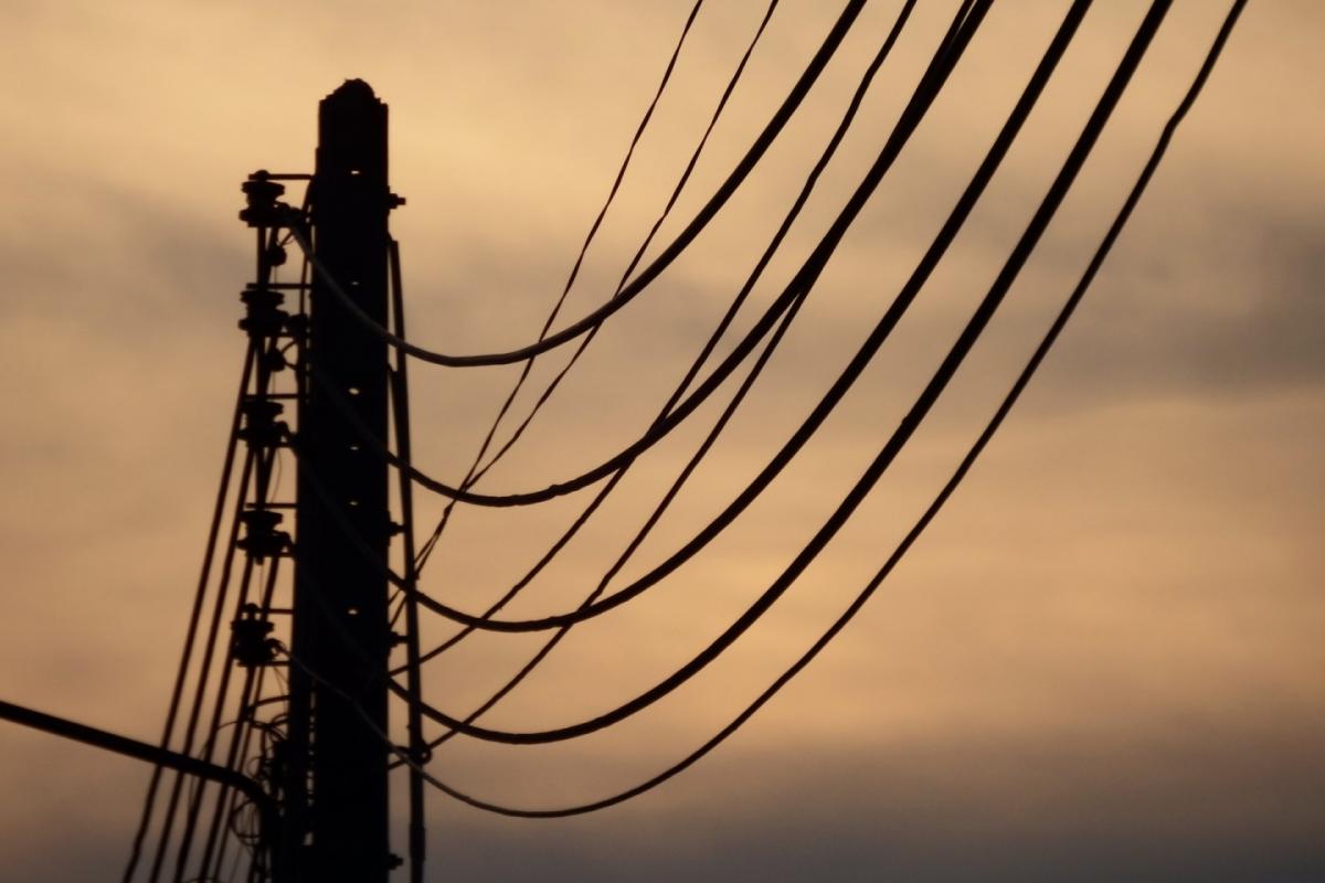 В Україні через негоду знеструмлено понад 1400 населених пунктів у 16 областях В Україні через негоду знеструмлено понад 1400 населених пунктів у 16 областях