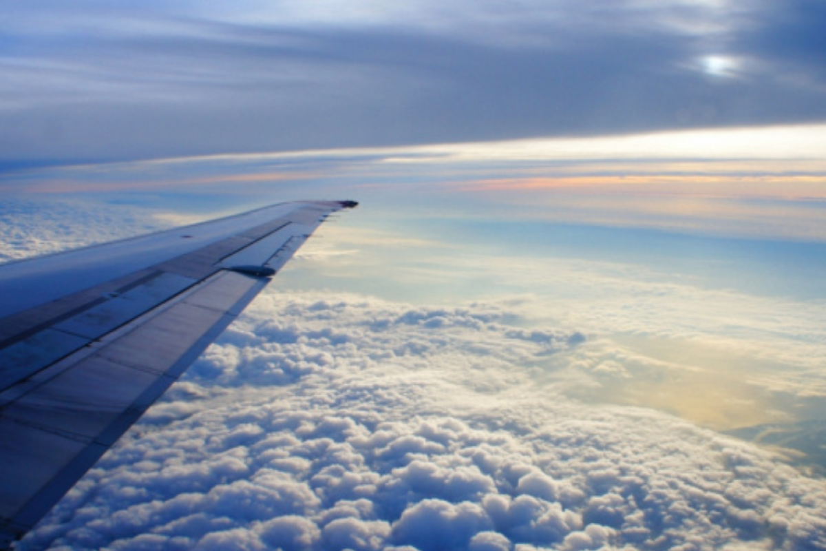 Азербайджан отменил ограничения и открыл воздушные границы для украинцев Азербайджан отменил ограничения и открыл воздушные границы для украинцев