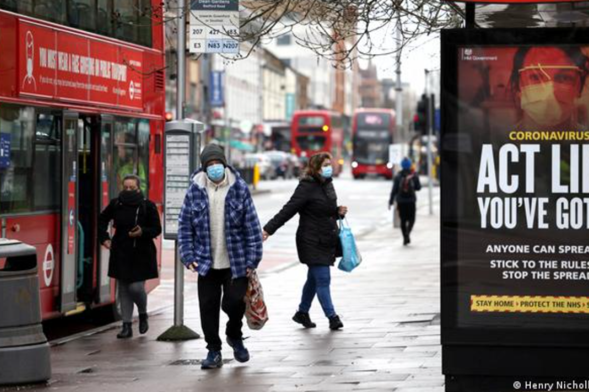 У Великобританії скасували практично всі COVID-обмеження