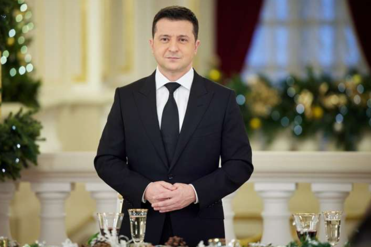 Новорічне привітання Володимира Зеленського: повне відео