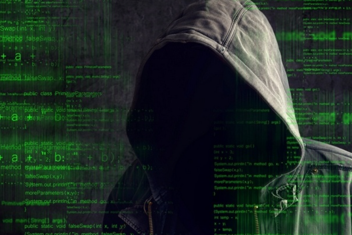 Тривають масовані кібератаки на урядові сайти України