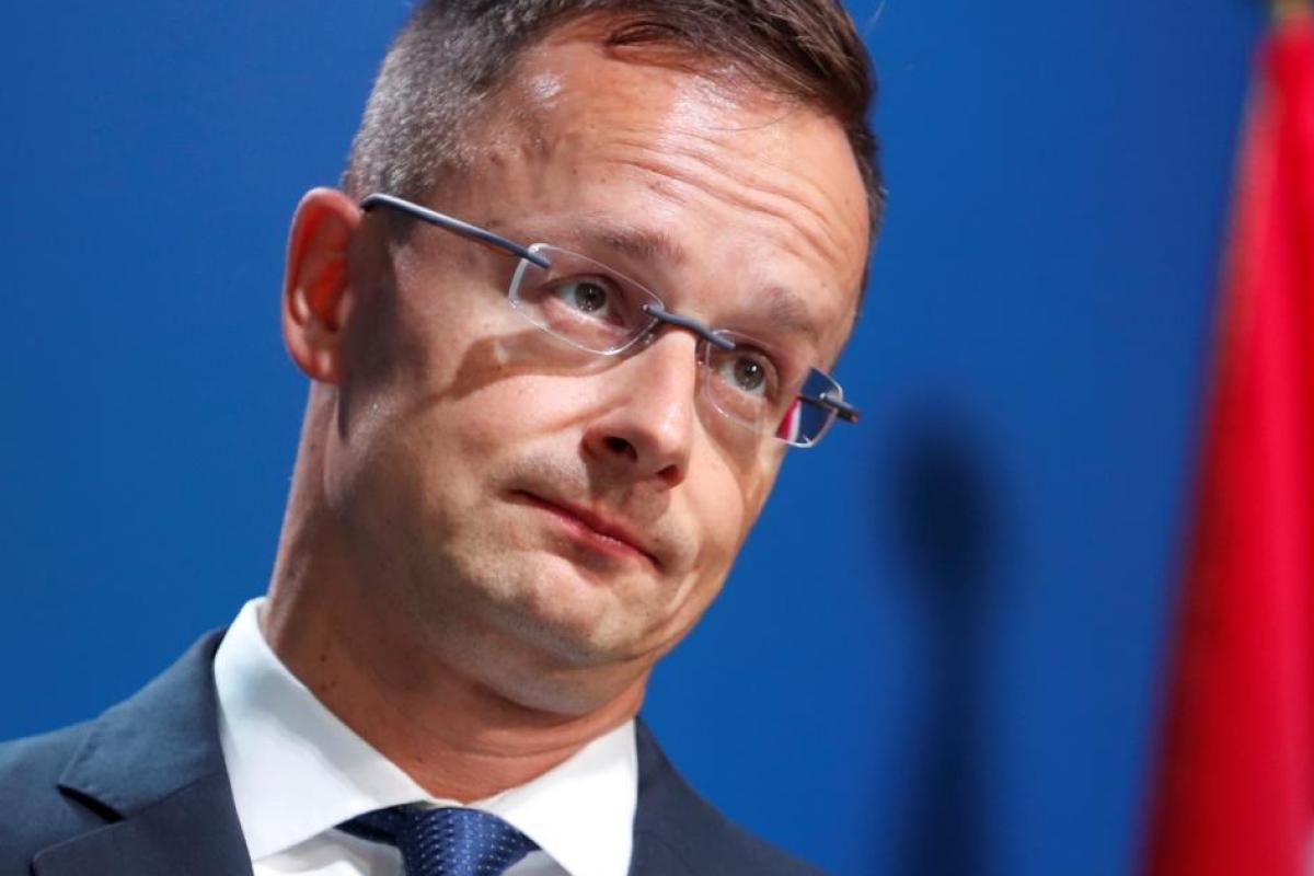 "Ми повинні триматися подалі від цієї війни!": Угорщина не дозволить транзит зброї для України через свою територію "Ми повинні триматися подалі від цієї війни!": Угорщина не дозволить транзит зброї для України через свою територію