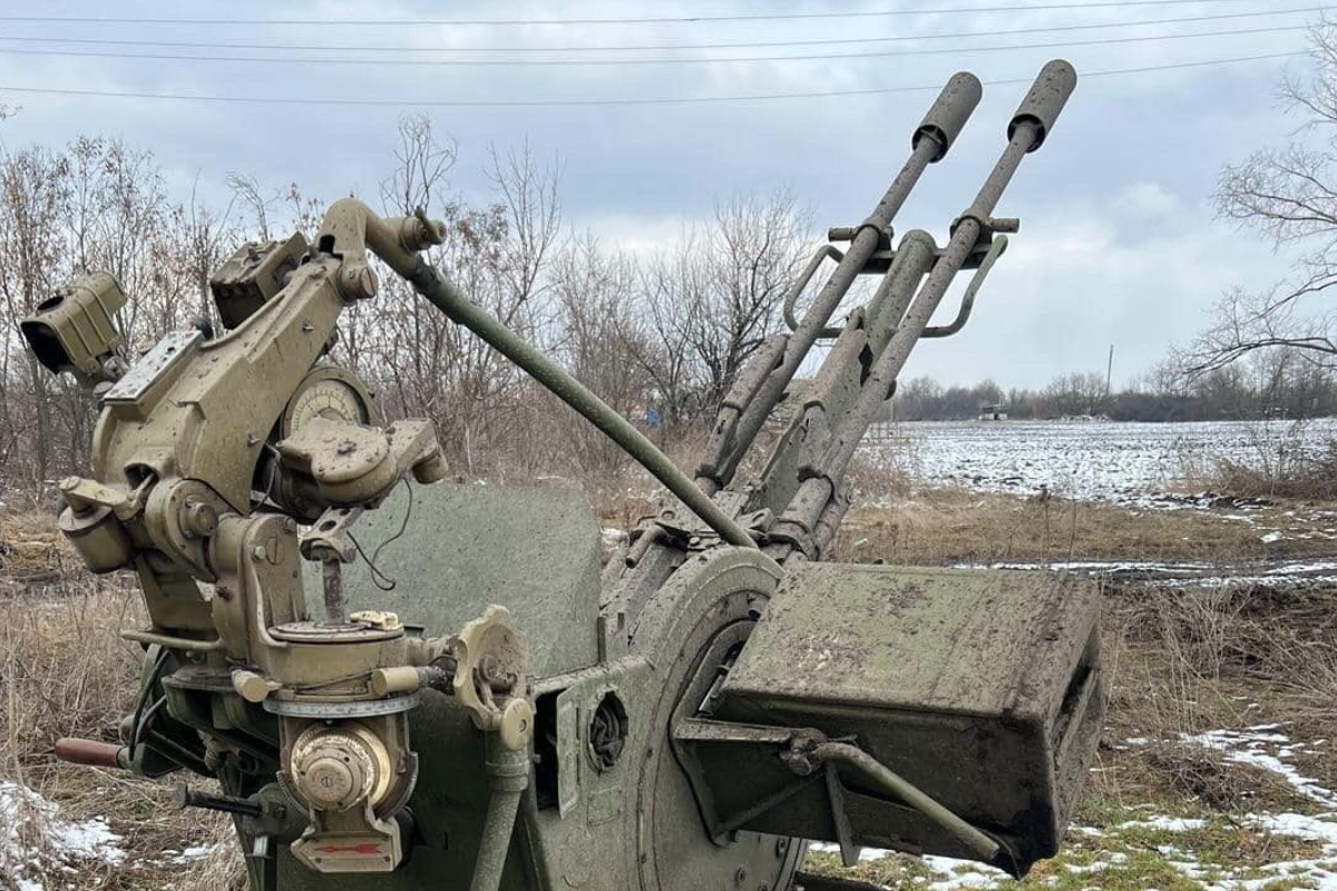 "Z-трофеи": На Луганщине рашисты сбежали, бросив зенитную установку и ГАЗ-66, груженный боеприпасами "Z-трофеи": На Луганщине рашисты сбежали, бросив зенитную установку и ГАЗ-66, груженный боеприпасами