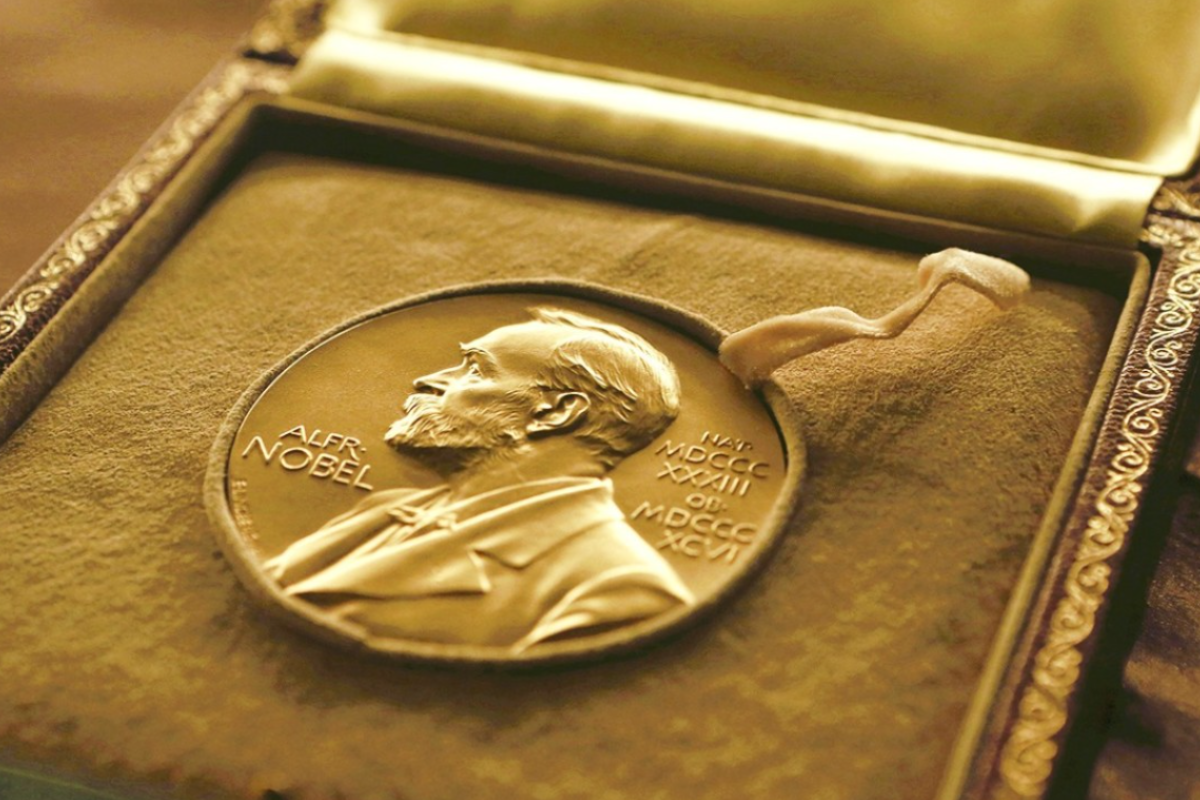 Зеленского и народ Украины предлагают выдвинуть на Нобелевскую премию мира Зеленского и народ Украины предлагают выдвинуть на Нобелевскую премию мира