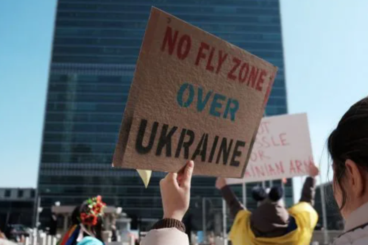 No-Fly Zone: Петиція до НАТО про закриття неба над Україною зібрала понад 1 мільйон голосів No-Fly Zone: Петиція до НАТО про закриття неба над Україною зібрала понад 1 мільйон голосів