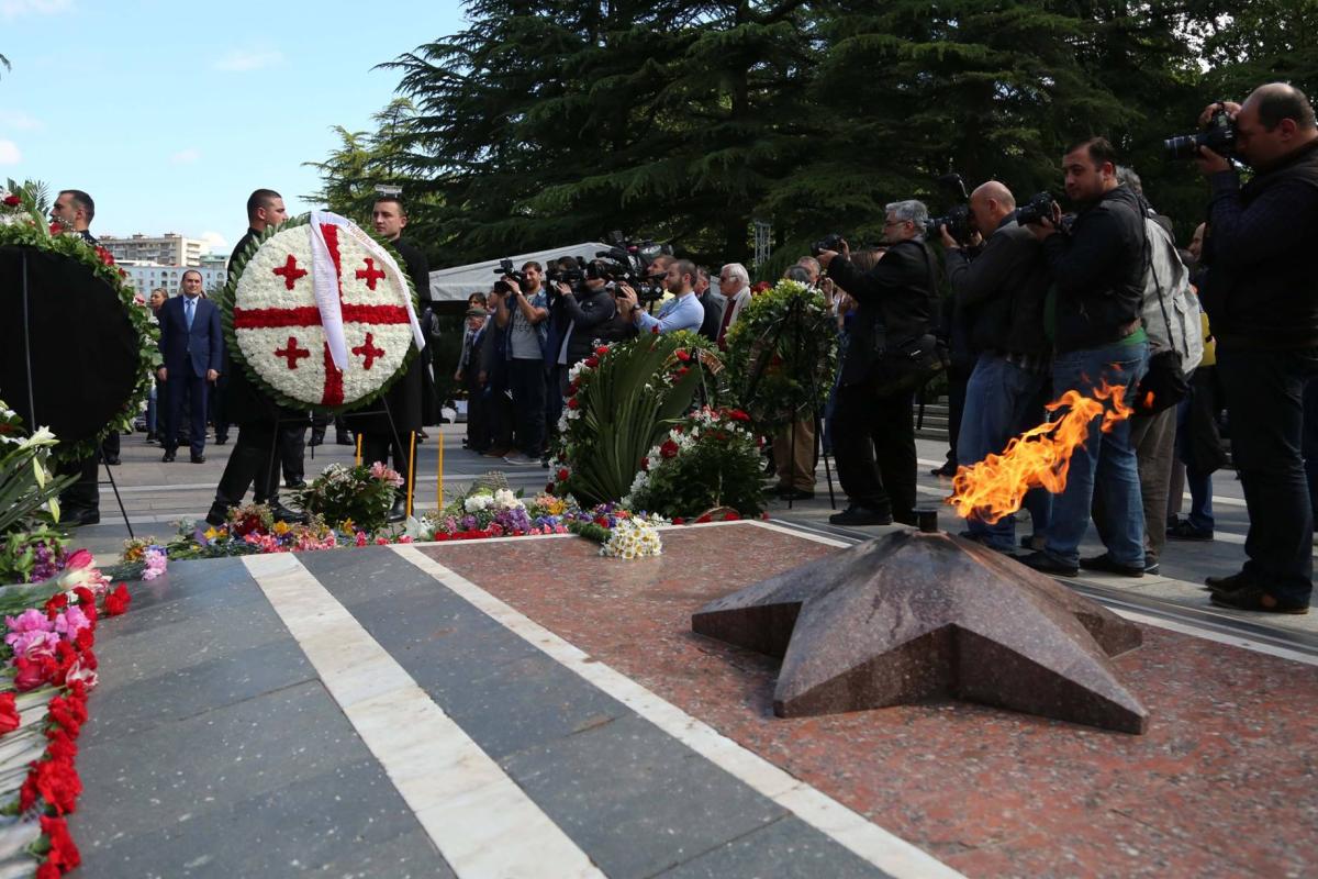 Опозиція Грузії пропонує святкувати День перемоги над фашизмом 8 травня Опозиція Грузії пропонує святкувати День перемоги над фашизмом 8 травня