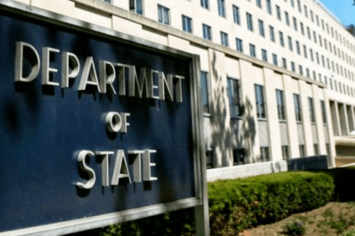 Госдеп США призвал американцев немедленно покинуть РФ и Украину из-за угрозы незаконных задержаний Госдеп США призвал американцев немедленно покинуть РФ и Украину из-за угрозы незаконных задержаний