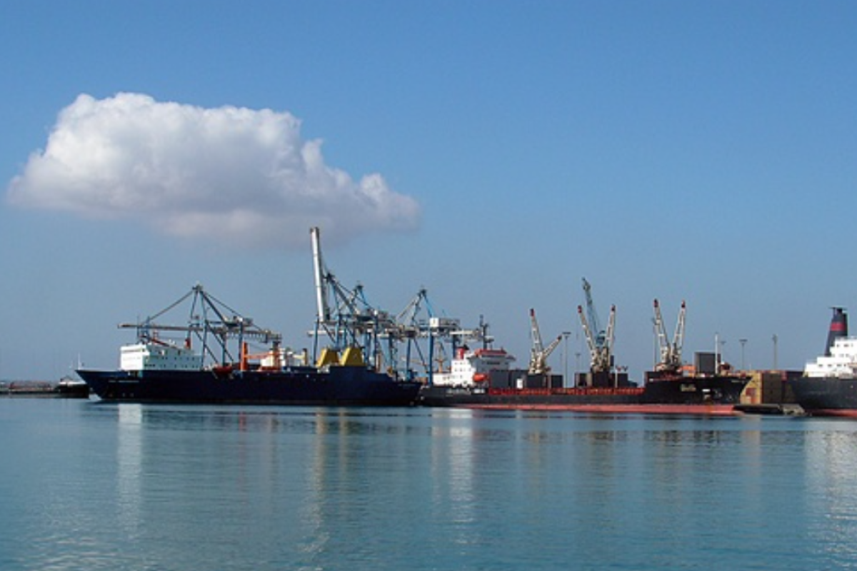 Италия, Румыния и Бельгия с 17 апреля закрывают порты для российских кораблей Италия, Румыния и Бельгия с 17 апреля закрывают порты для российских кораблей