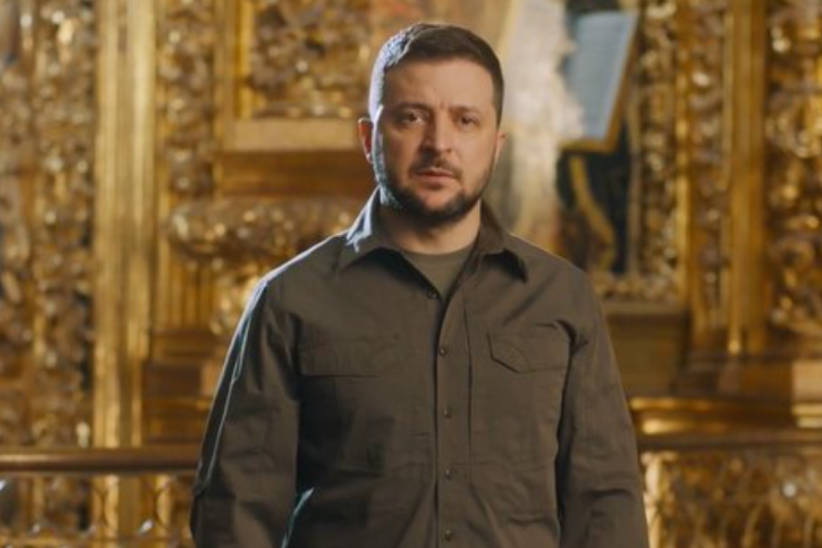 Президент України привітав українців із Великоднем Президент України привітав українців із Великоднем