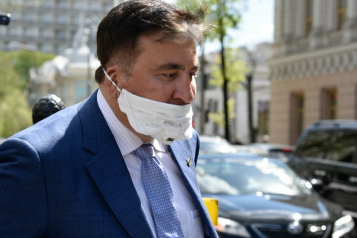 Саакашвили из тюрьмы переведут в одну из клиник Тбилиси для обследования Саакашвили из тюрьмы переведут в одну из клиник Тбилиси для обследования