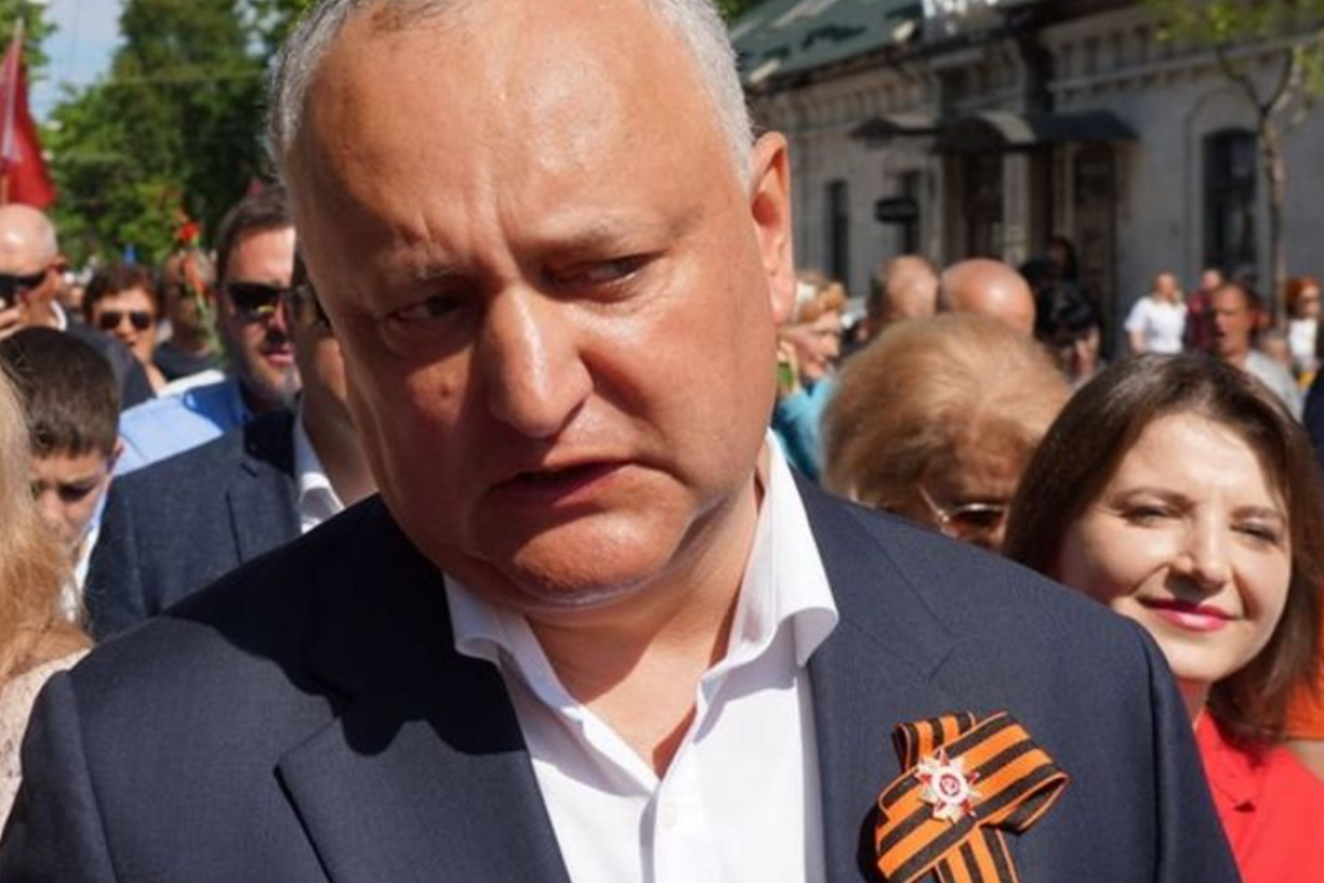 Екс-президенту Молдови Додону висунули звинувачення в корупції та держзраді Екс-президенту Молдови Додону висунули звинувачення в корупції та держзраді