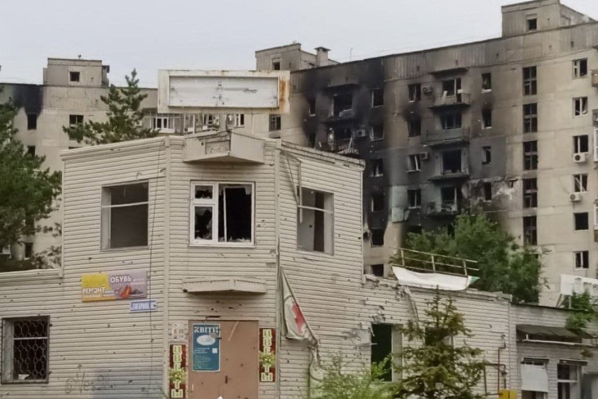 Російські війська наближаються до Лисичанська, у Сєвєродонецьку - вуличні бої: про ситуацію на Луганщині на ранок 22 червня Російські війська наближаються до Лисичанська, у Сєвєродонецьку - вуличні бої: про ситуацію на Луганщині на ранок 22 червня