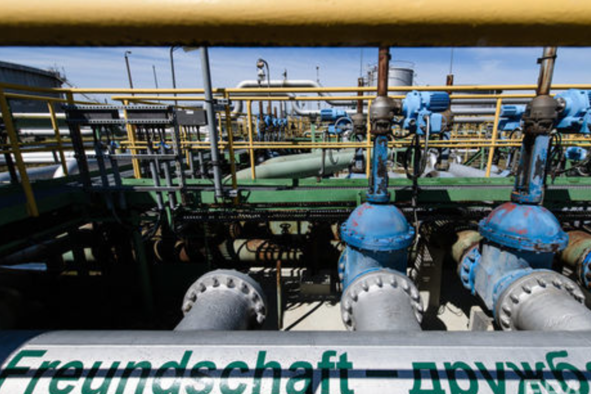 В РФ пытались подорвать нефтепровод "Дружба" - СМИ В РФ пытались подорвать нефтепровод "Дружба" - СМИ